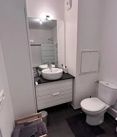 Appartement A Fleury-Merogis Proche De Paris Exterior photo